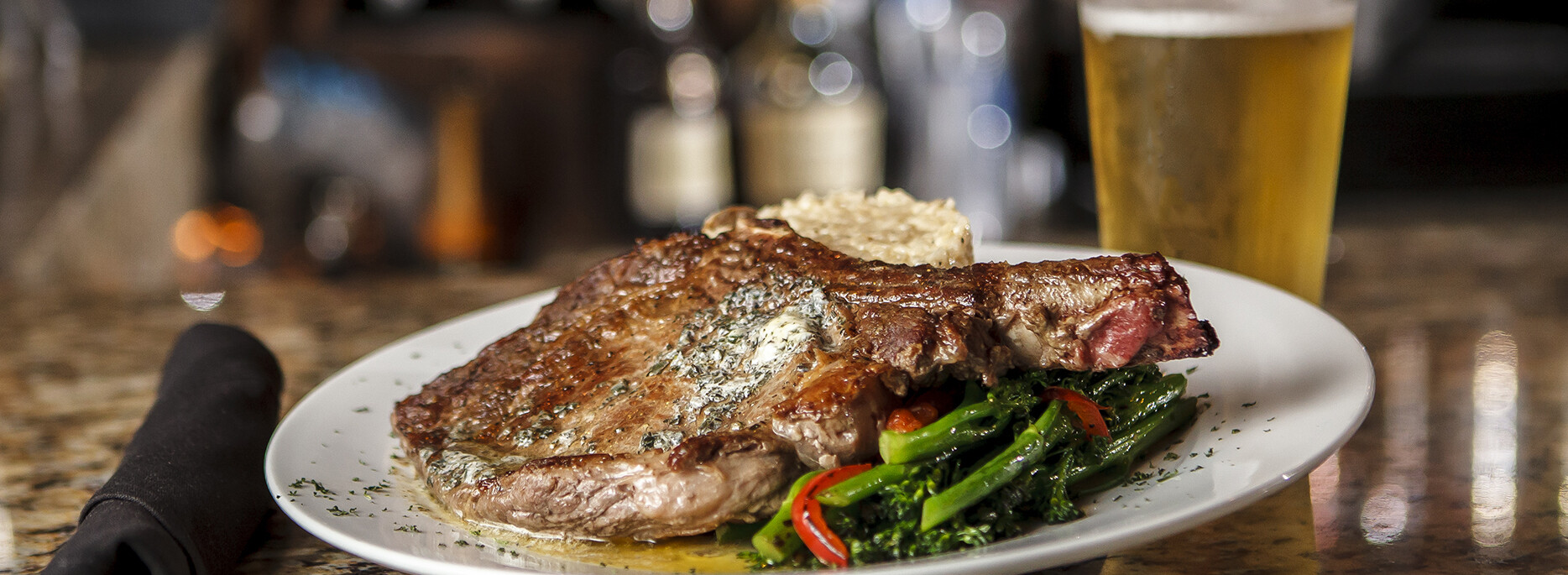 steakbeer The Standard Restaurant & Lounge