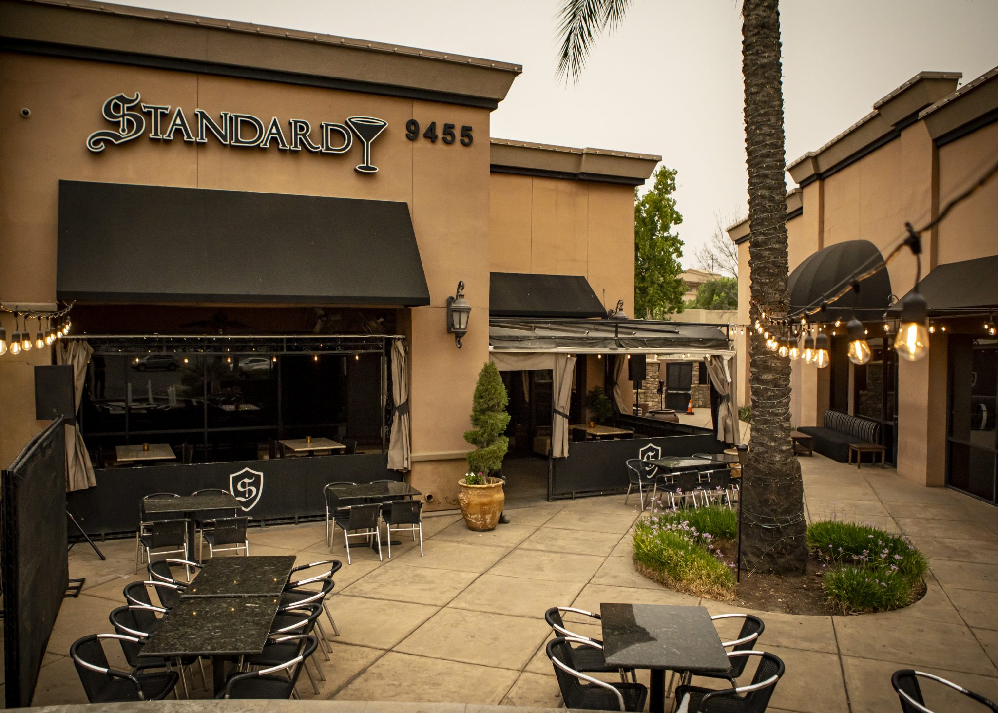 outdoor club fresno The Standard Restaurant & Lounge